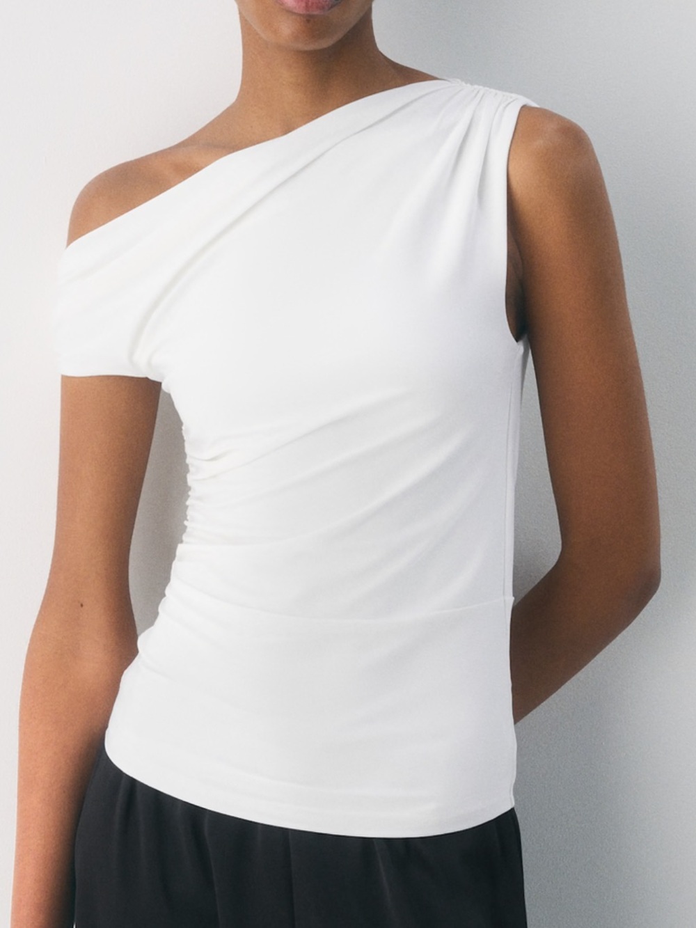 Aritzia Babaton Kaia Top